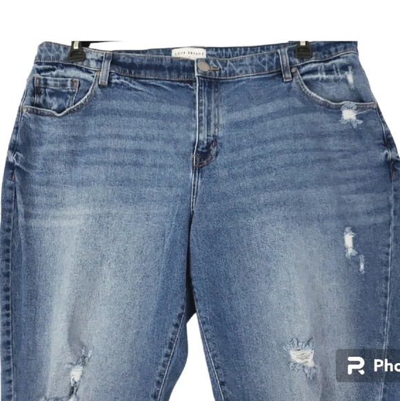 Lane Bryant Flex Magic Waistband Signature Fit Distressed Boyfriend Jeans--Sz.18 - Picture 5 of 12